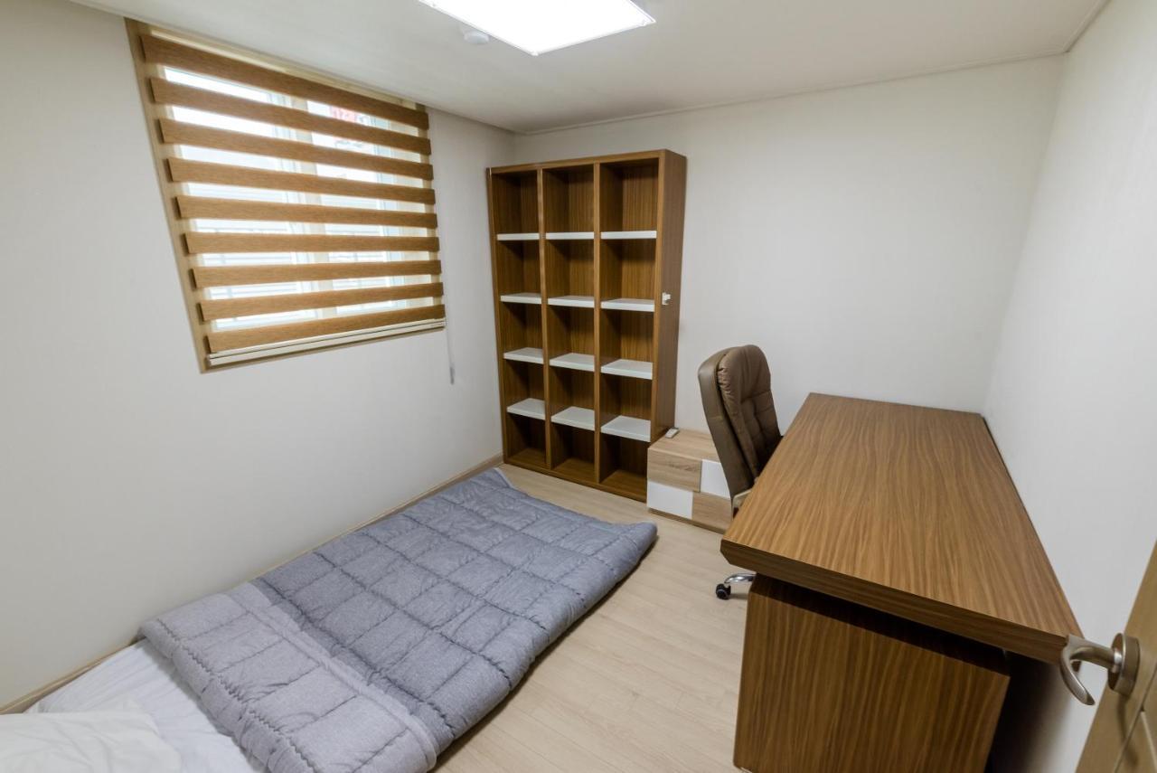 Js Residence Hotel Okpo Geoje Ngoại thất bức ảnh